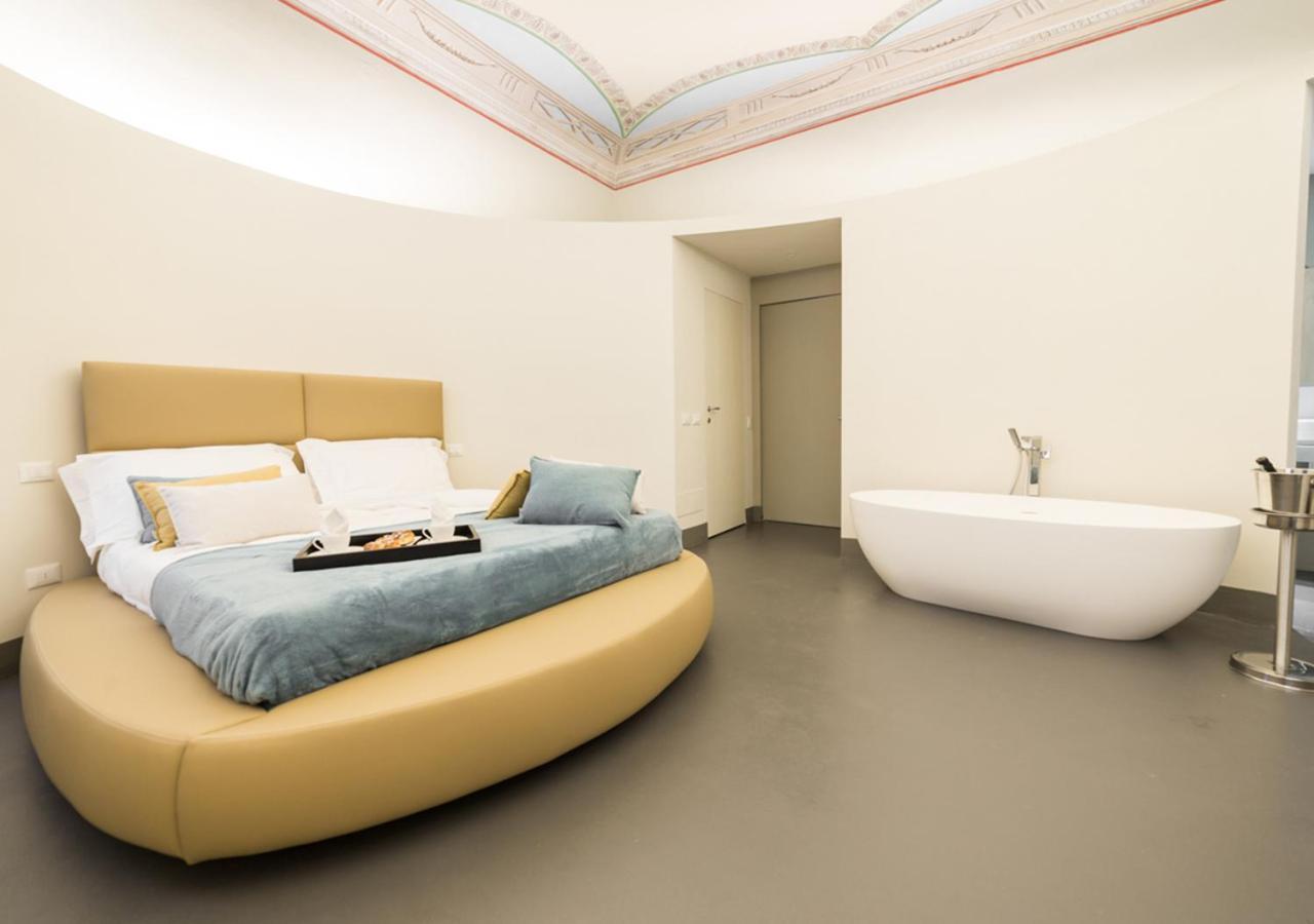 Lucus Exclusive Bed And Breakfast Lucca Exterior photo